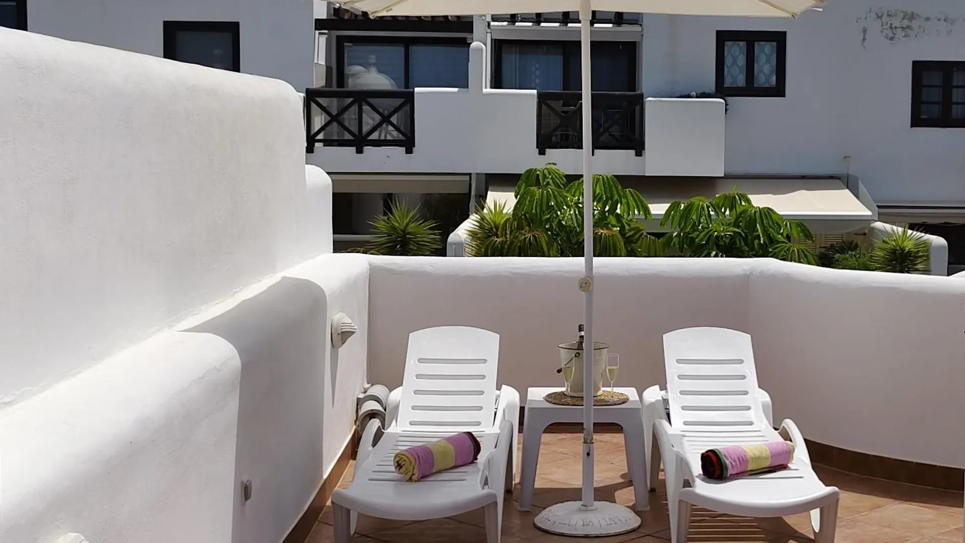 アパート プラヤ・パライソDuplex Con Vistas Al Marアパートメント スペイン