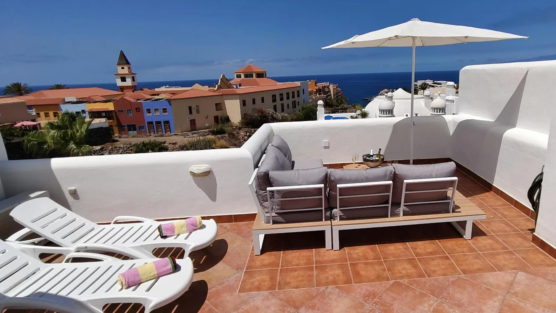 プラヤ・パライソDuplex Con Vistas Al Marアパートメント アパート プラヤ・パライソ