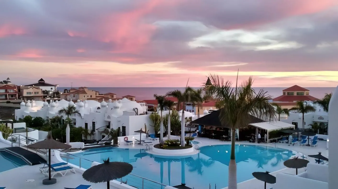 プラヤ・パライソDuplex Con Vistas Al Marアパートメント